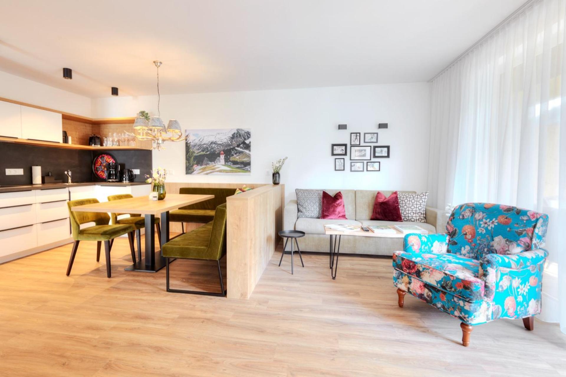 דירות Alpenstolz Damuels Haus 4 - Stilvoll Urlauben In Den Bergen מראה חיצוני תמונה