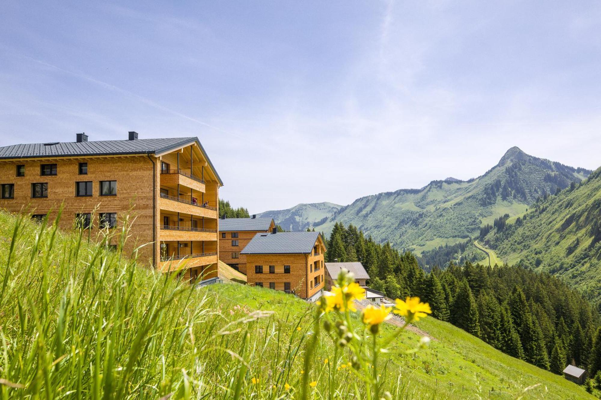 דירות Alpenstolz Damuels Haus 4 - Stilvoll Urlauben In Den Bergen מראה חיצוני תמונה
