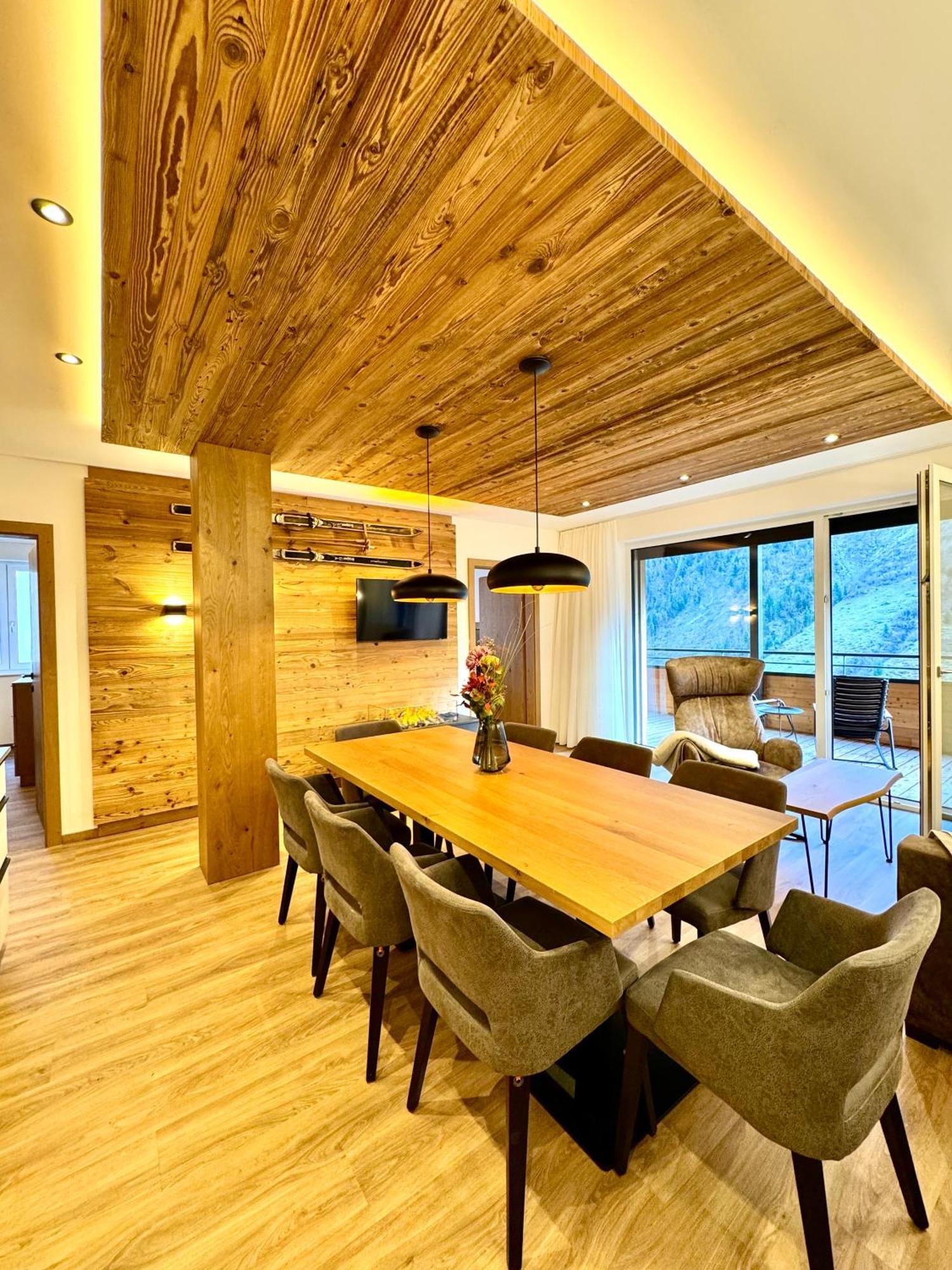דירות Alpenstolz Damuels Haus 4 - Stilvoll Urlauben In Den Bergen מראה חיצוני תמונה